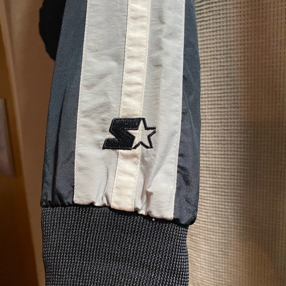 Raiders jacket - Picture 7 of 7